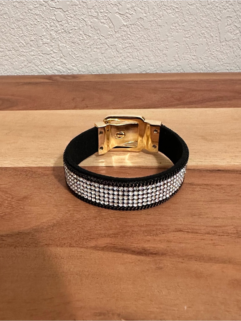 Crystal Rhinestone Black Bracelet with Gold Clasp NWOT